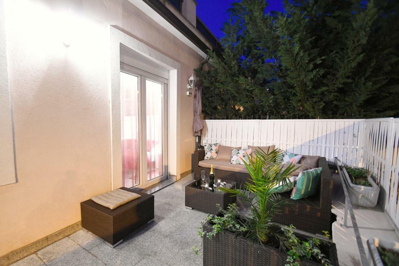 Apartment Libra With Sea View Abbazia Esterno foto